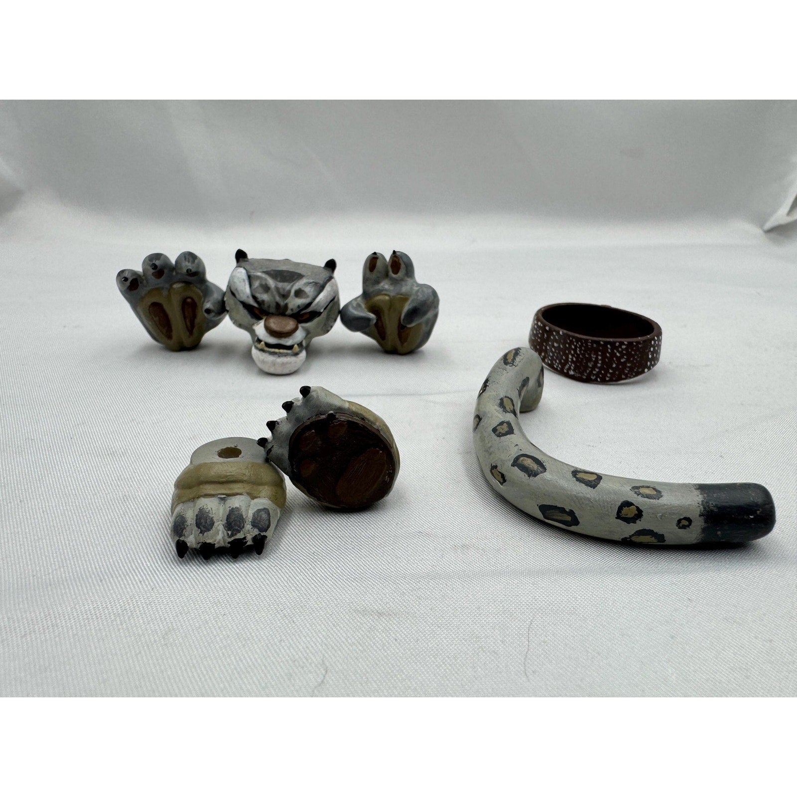 Custom Snow Leopard Figure Kit