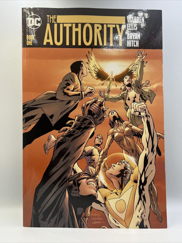 The Authority: Book One Warren Ellis Bryan Hitch (New Edition) (Paperback)