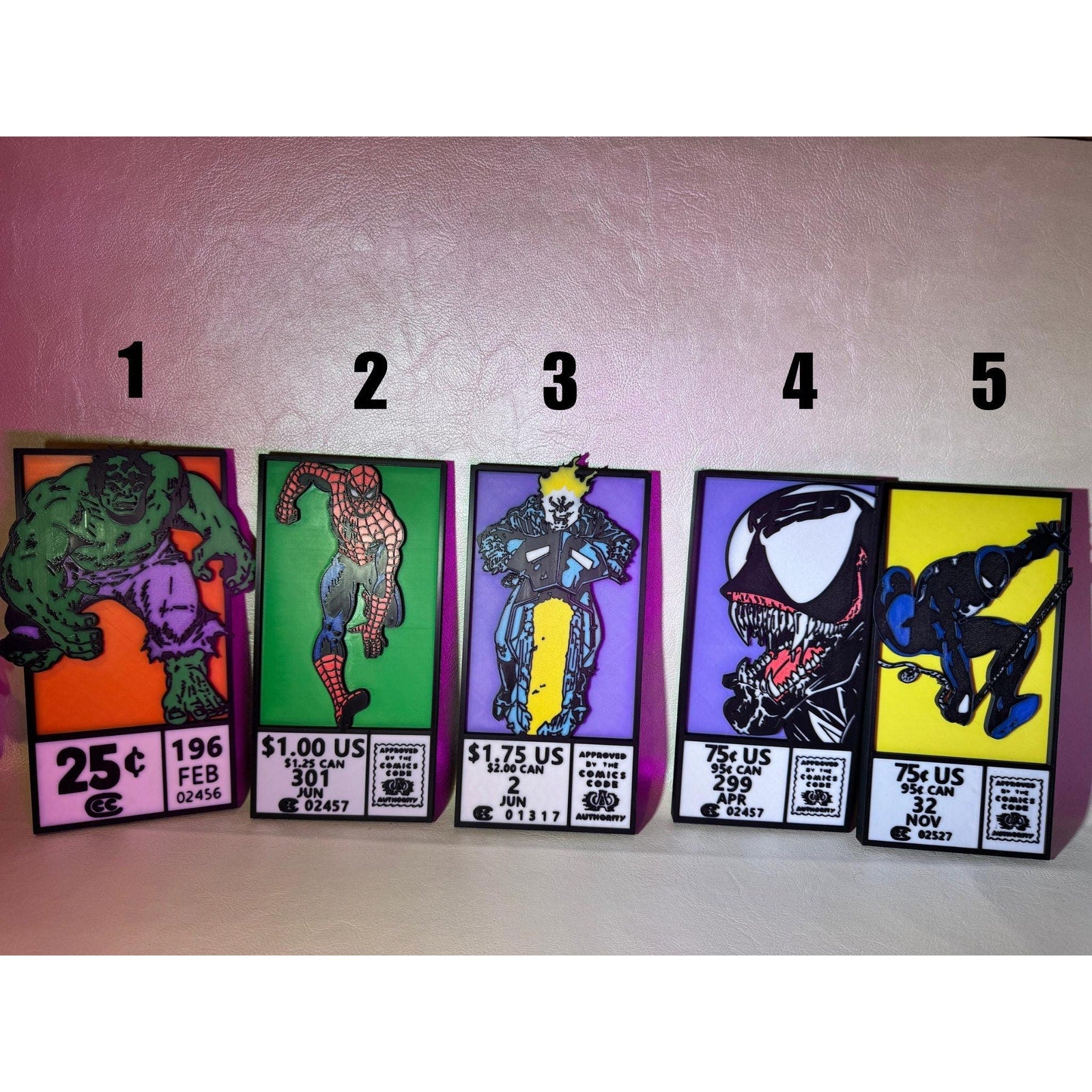 3D Printed Corner Box, Hero-Inspired Display Décor, Comic-Themed Collectible Shelf Accent, Decorative Display Piece for Collectors, HeroBox