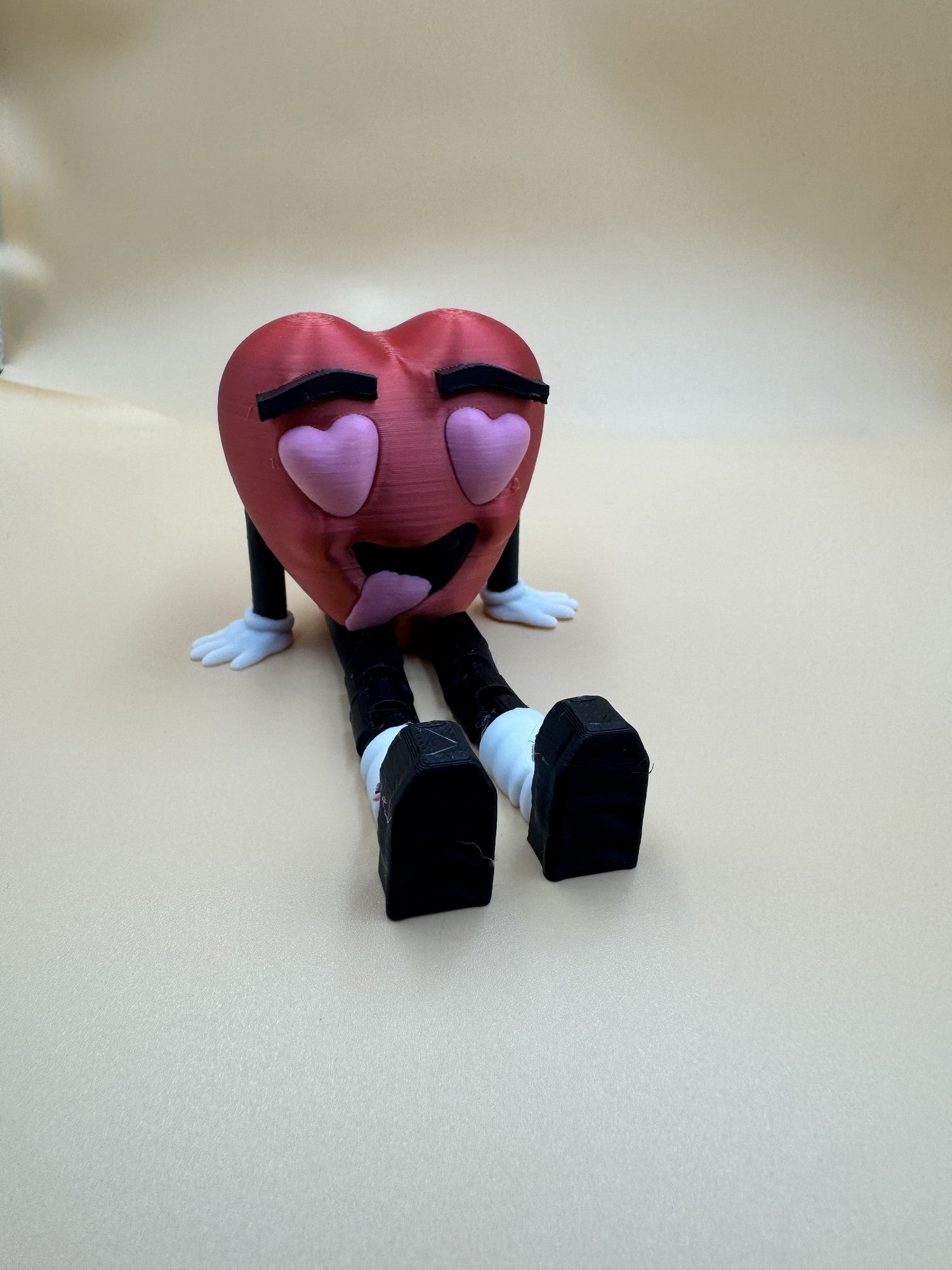 Smitten Flexi Heart, Heart with Heart Eyes and Tongue Out, Articulated 3D Printed Desk Buddy